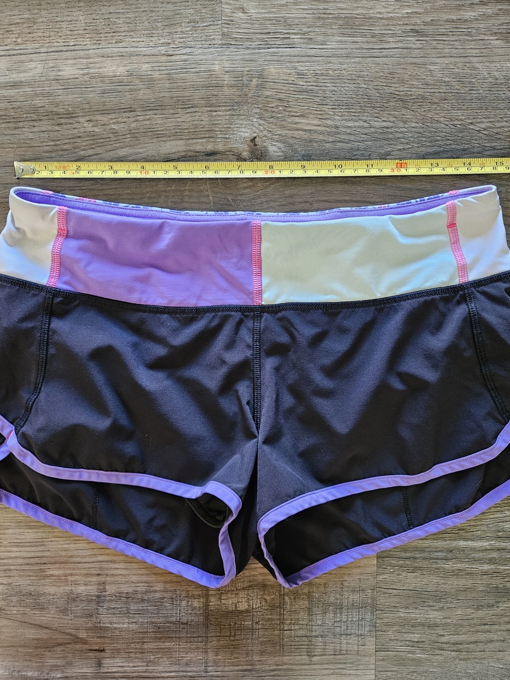 Lululemon Run Speed Black / Power Purple / Quilt Summer Shorts - Picture 2 of 9